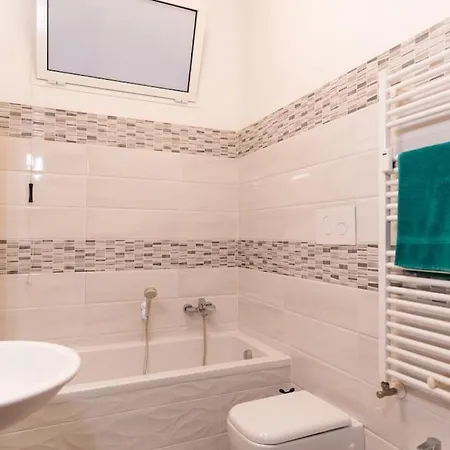 Soggiorno Perfetto 120Mq, 2 Suite, 2 Bagni, Area Fitness A 200Mt Dal Mare E Centro Pescara Exterior foto